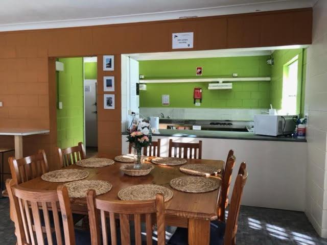 Batemans Bay Holiday Park & Hostel المظهر الخارجي الصورة